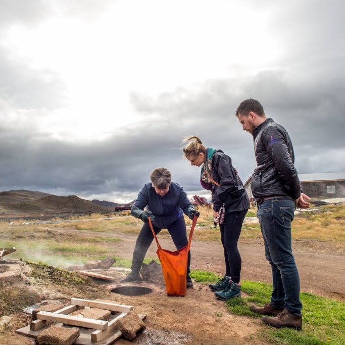 5b2c7f6a-b94e-40db-9b06-5e95cd1efe7a